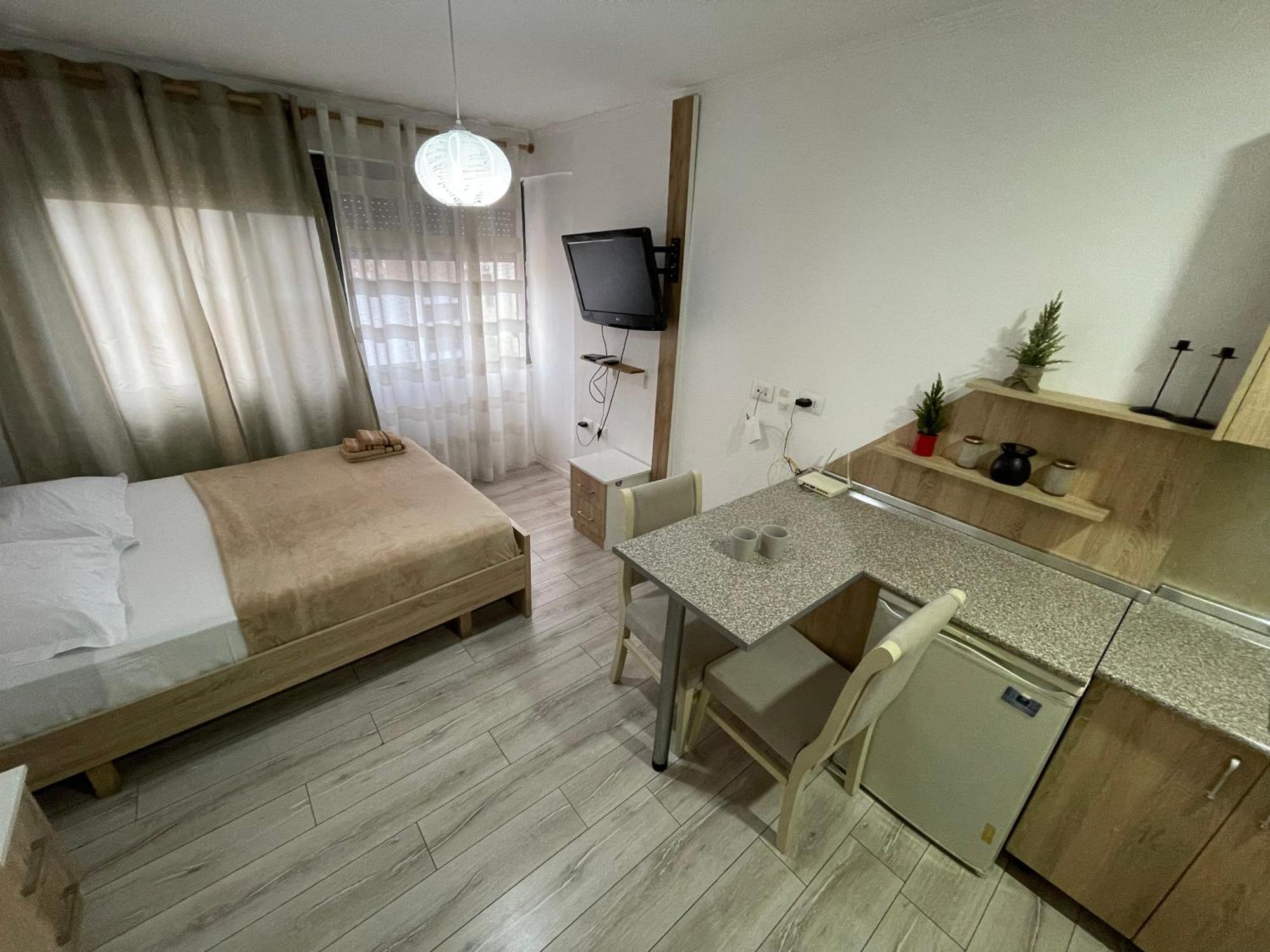 Downtown Modern Studio Apartment Tirana Exterior foto